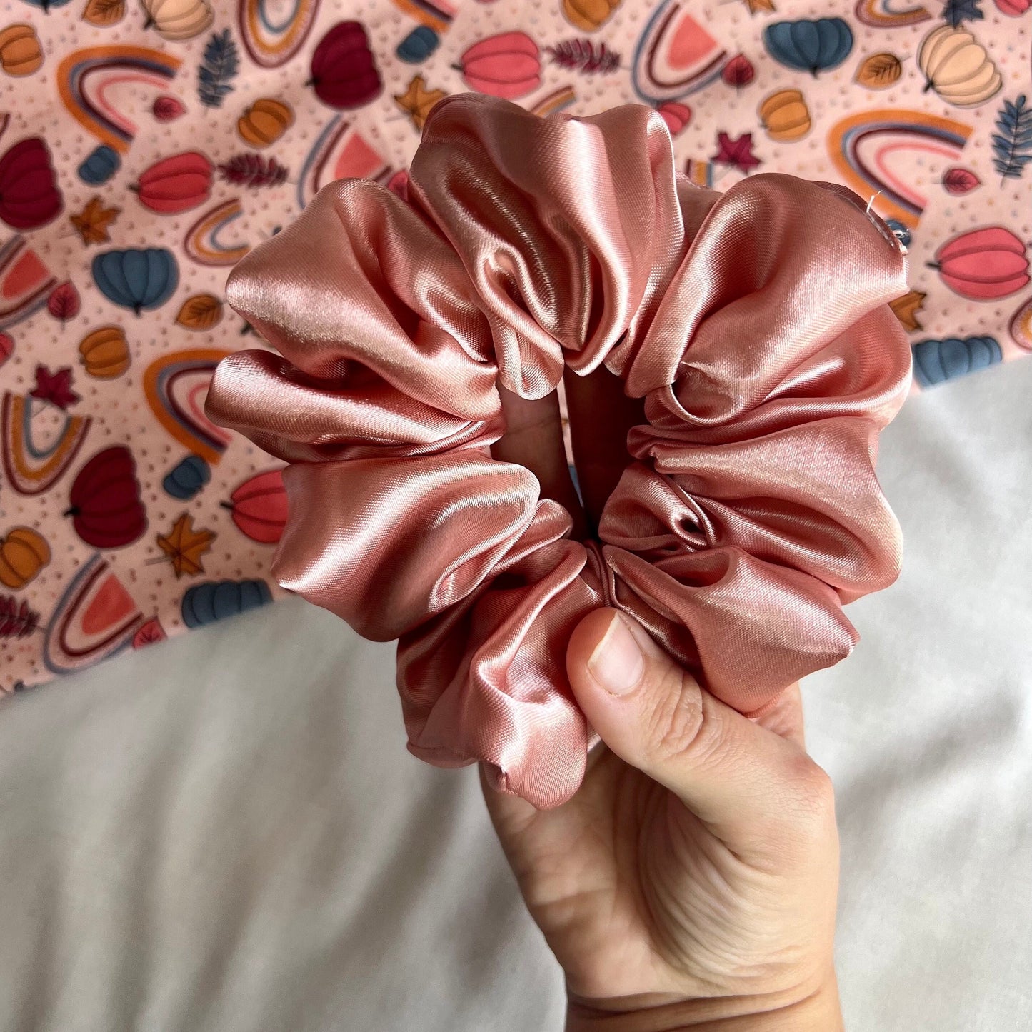 Dusty pink scrunchie